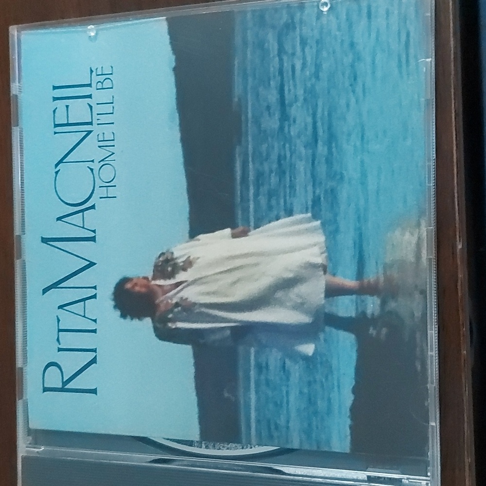Two Rita MacNeil Music CDs - Picture 7 of 11